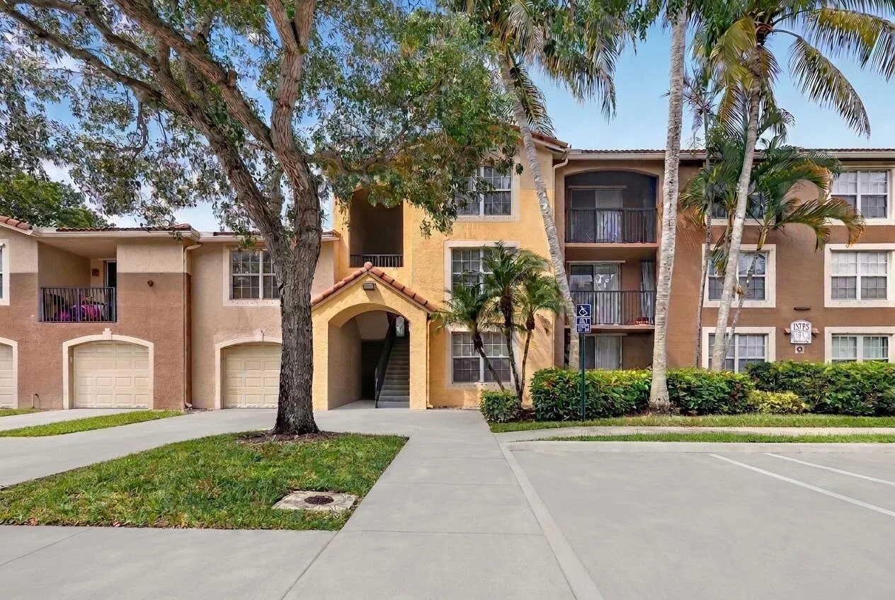 15185 MICHELANGELO Boulevard # 102, Delray Beach, FL 33446