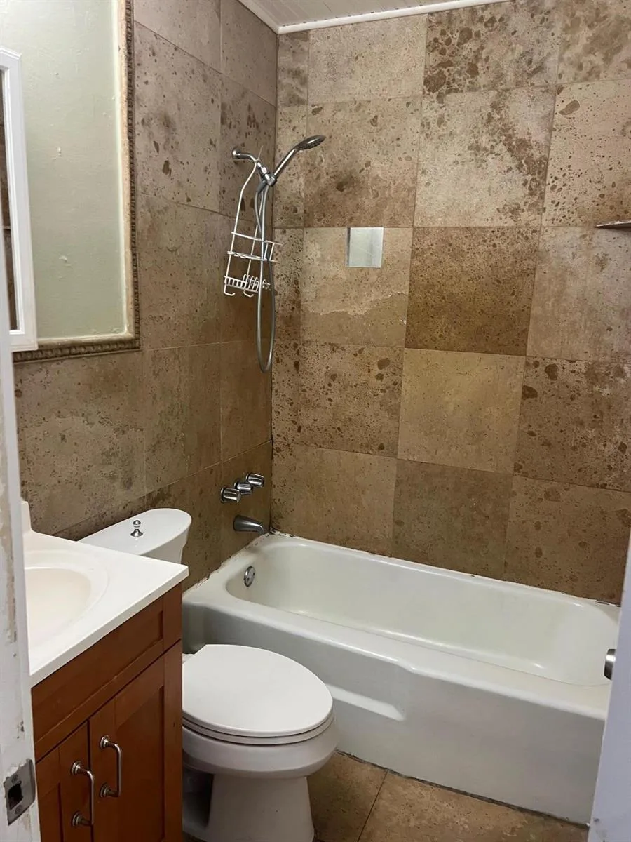 4051 NE 13th Avenue # 61-3, Oakland Park, FL 33334 photo 5