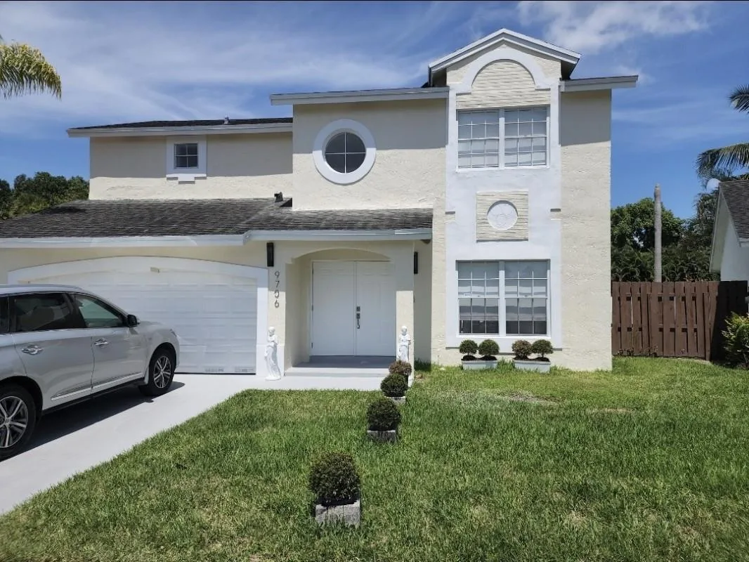 9706 NW 51st Terrace, Doral, FL 33178