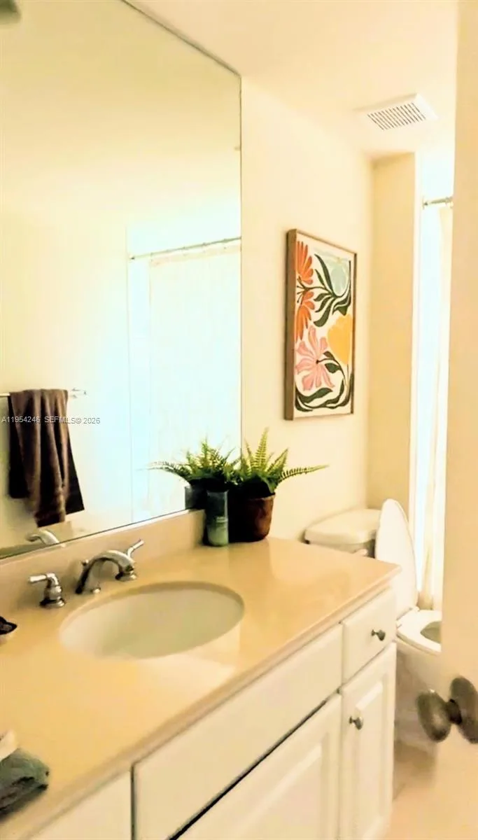 2000 N Bayshore Dr # 801, Miami, FL 33137 photo 3