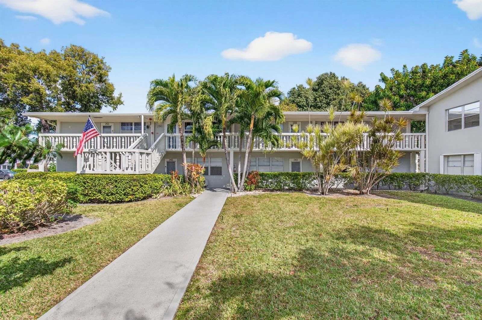 247 Ventnor R, Deerfield Beach, FL 33442