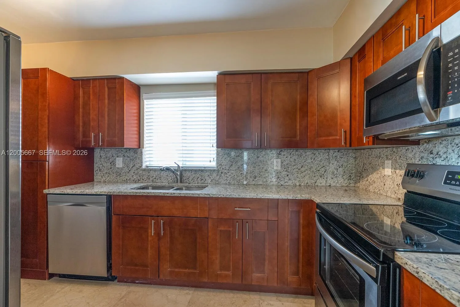 2890 Le Jeune Rd # 2890, Coral Gables, FL 33134 photo 5
