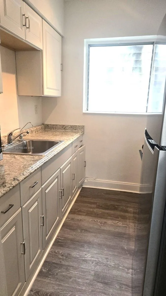7720 Harding Ave # 9, Miami Beach, FL 33141 photo 3