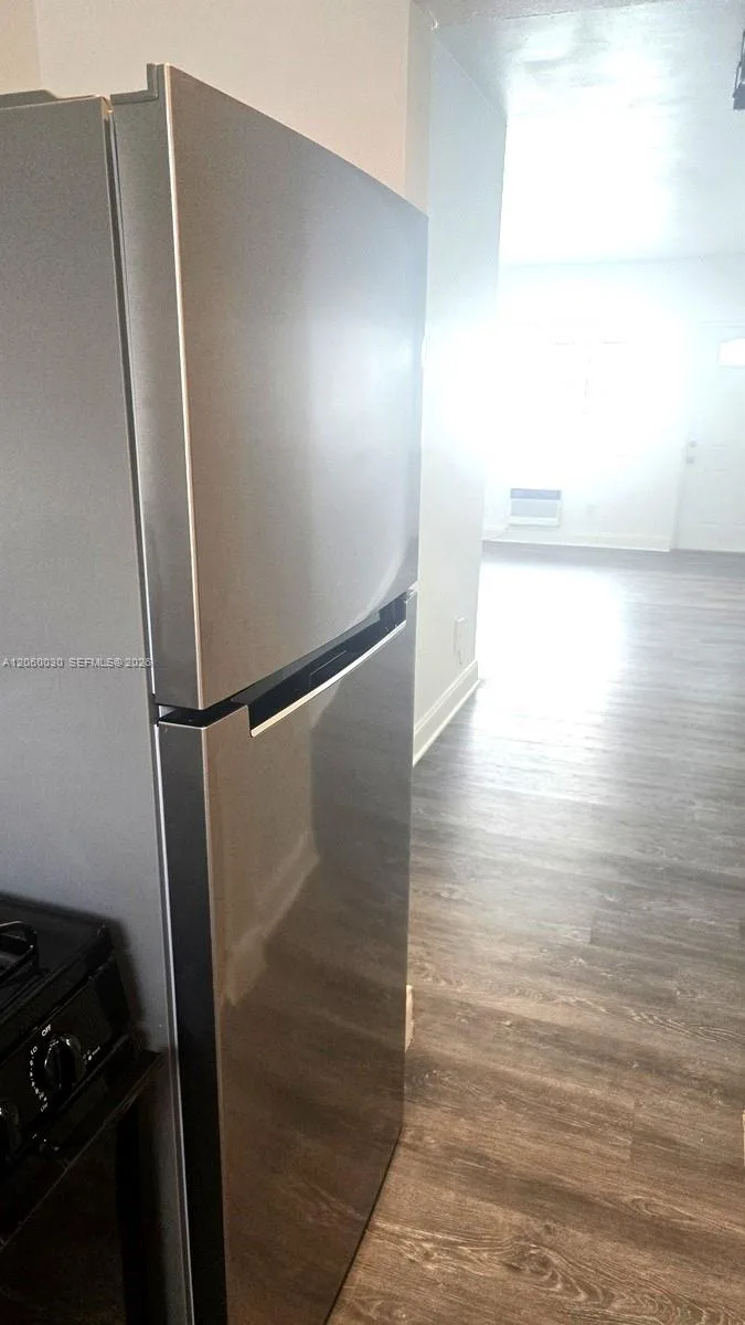 7720 Harding Ave # 9, Miami Beach, FL 33141 photo 5