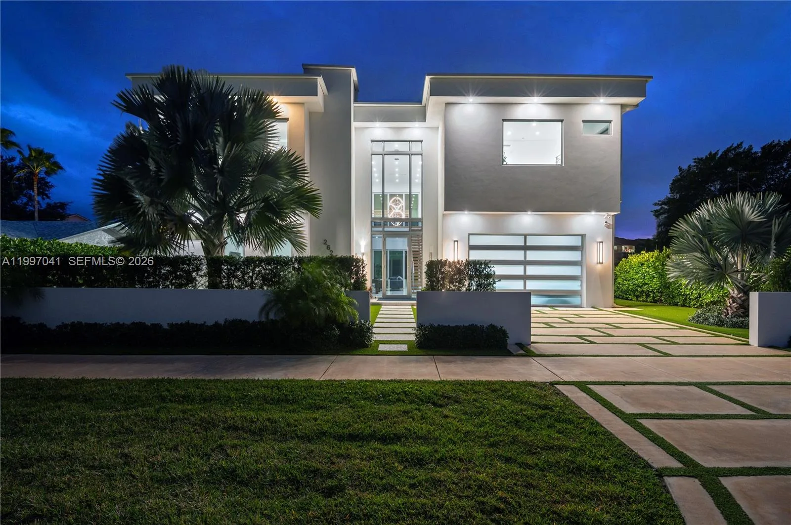 2628 Marcinski Rd, Jupiter, FL 33477 photo 2