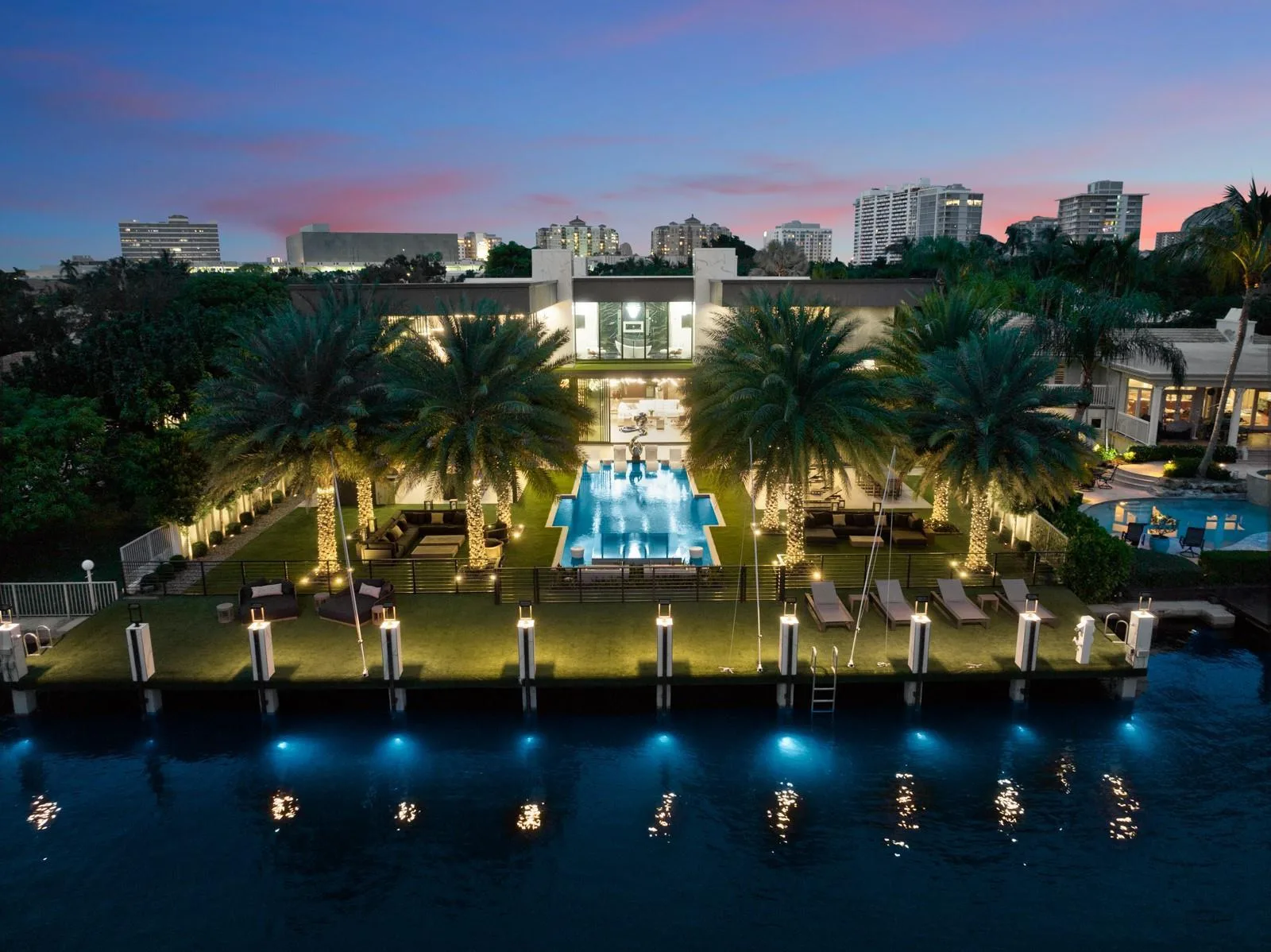 671 Middle River Drive, Fort Lauderdale, FL 33304