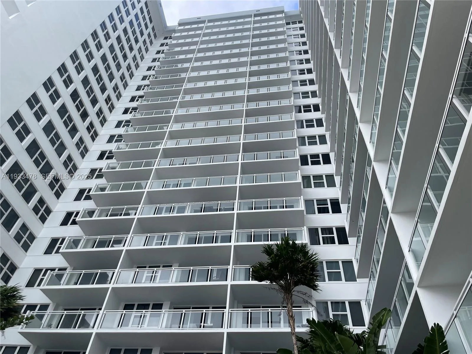 2030 S Ocean Dr # 805, Hallandale Beach, FL 33009