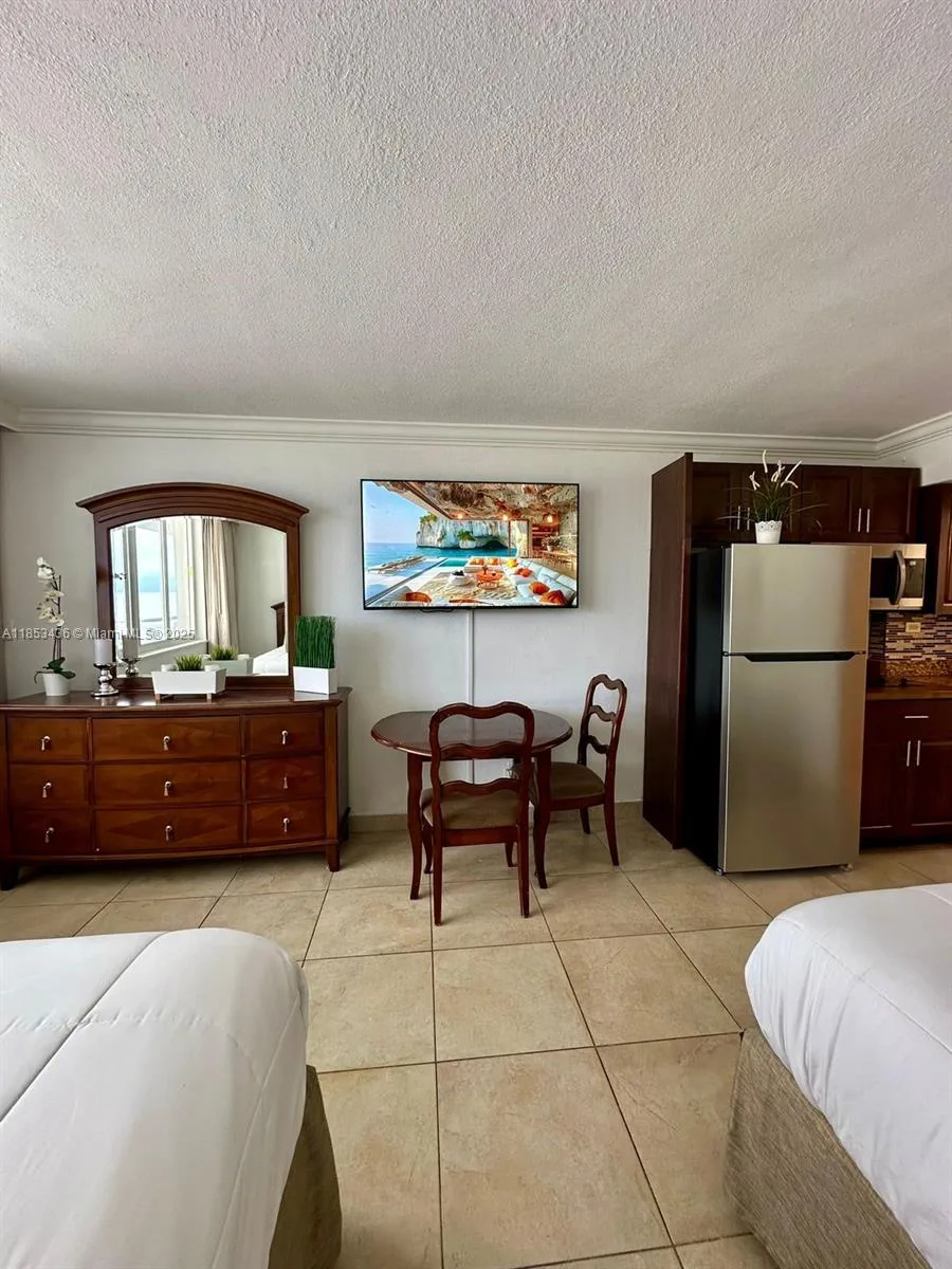 19201 Collins Ave # 108, Sunny Isles Beach, FL 33160 photo 11