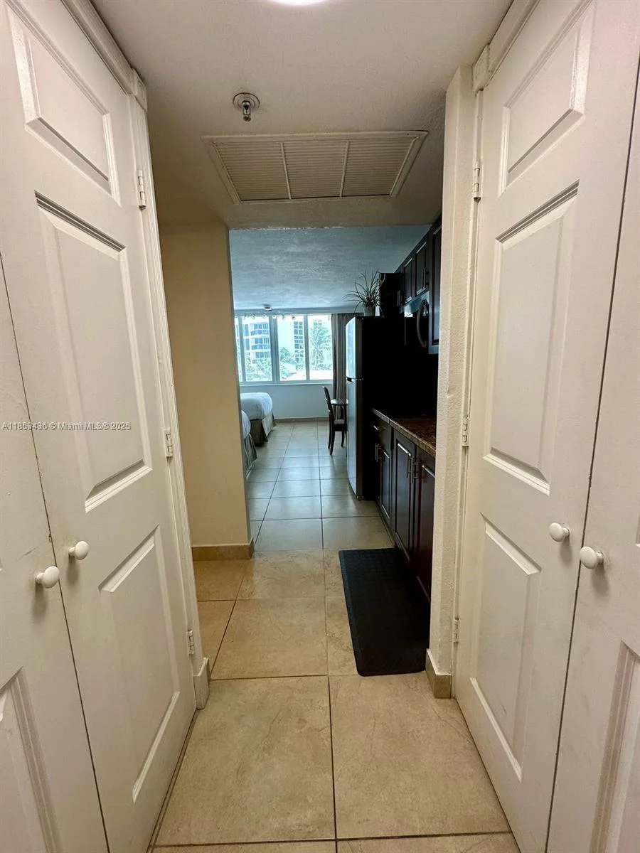 19201 Collins Ave # 108, Sunny Isles Beach, FL 33160 photo 2