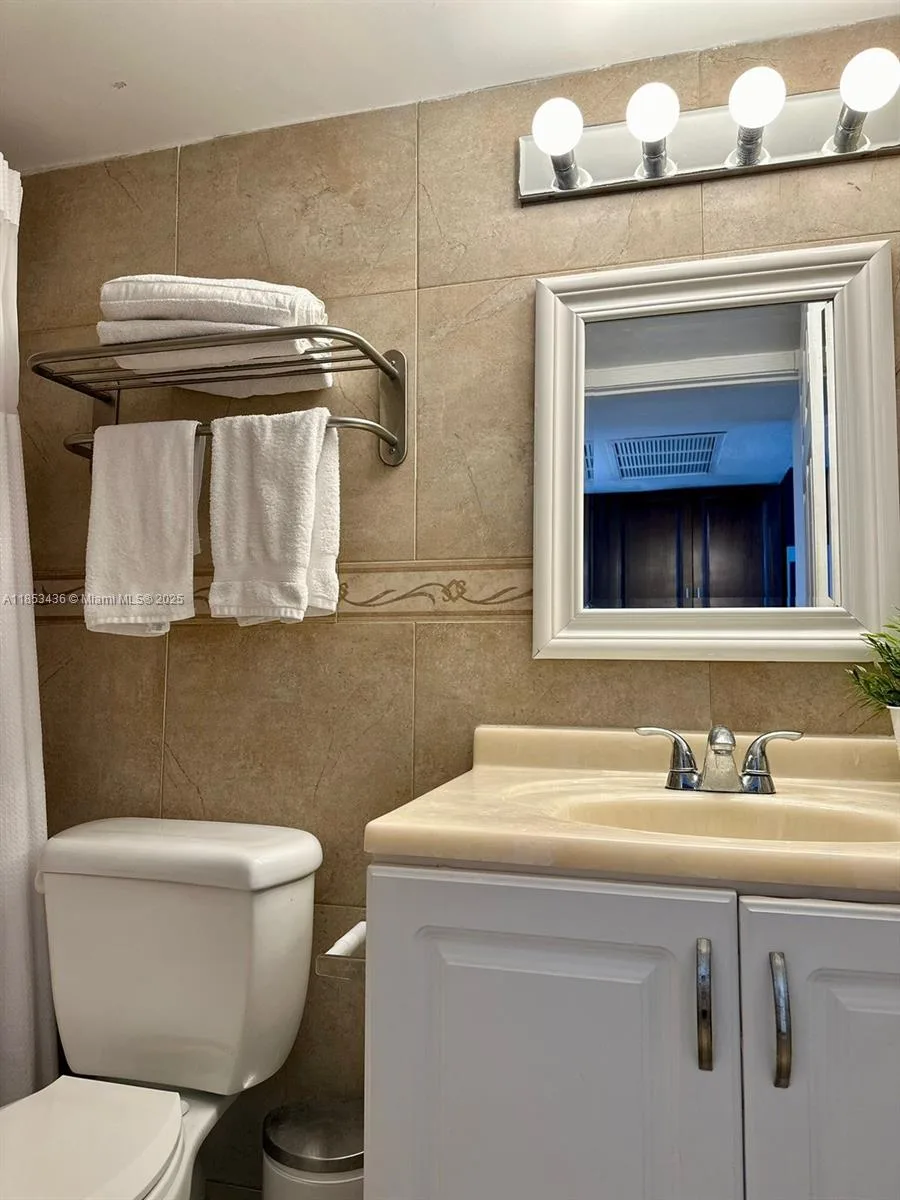 19201 Collins Ave # 108, Sunny Isles Beach, FL 33160 photo 7