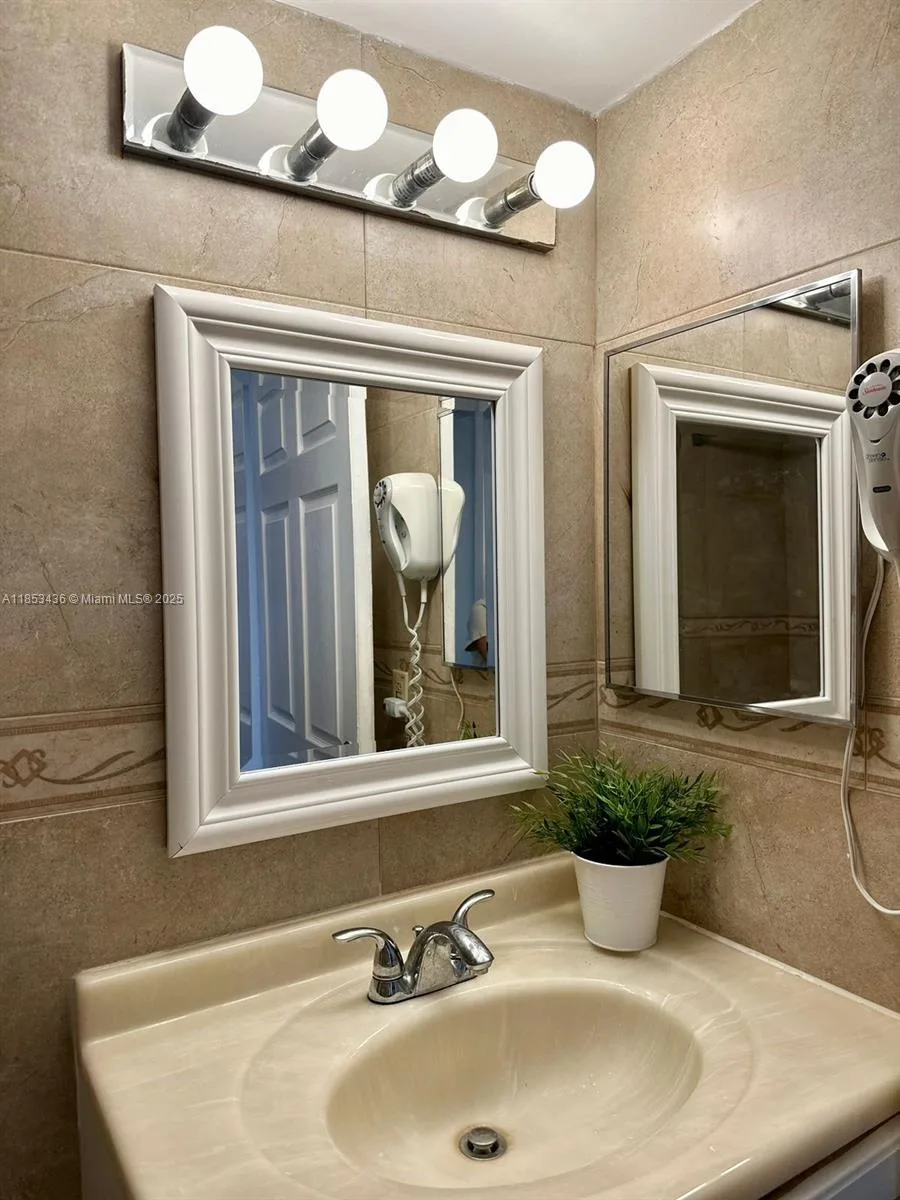 19201 Collins Ave # 108, Sunny Isles Beach, FL 33160 photo 8