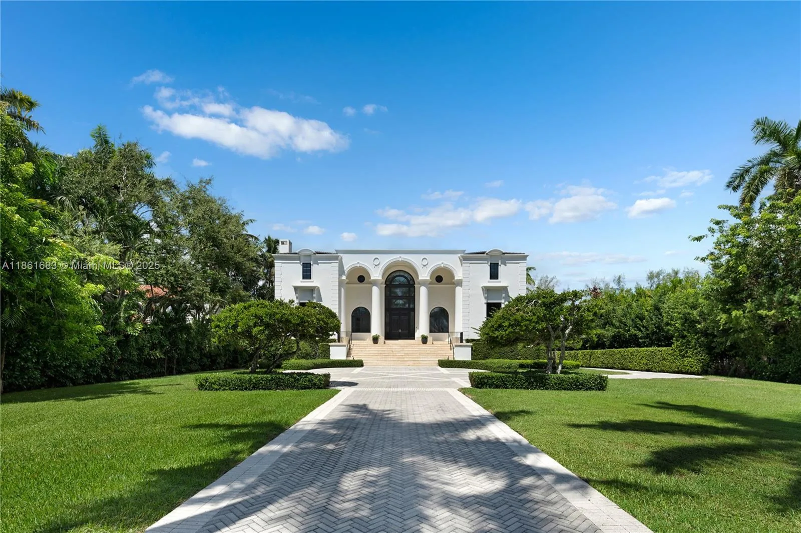 26 Tahiti Beach Island Rd, Coral Gables, FL 33143 photo 3