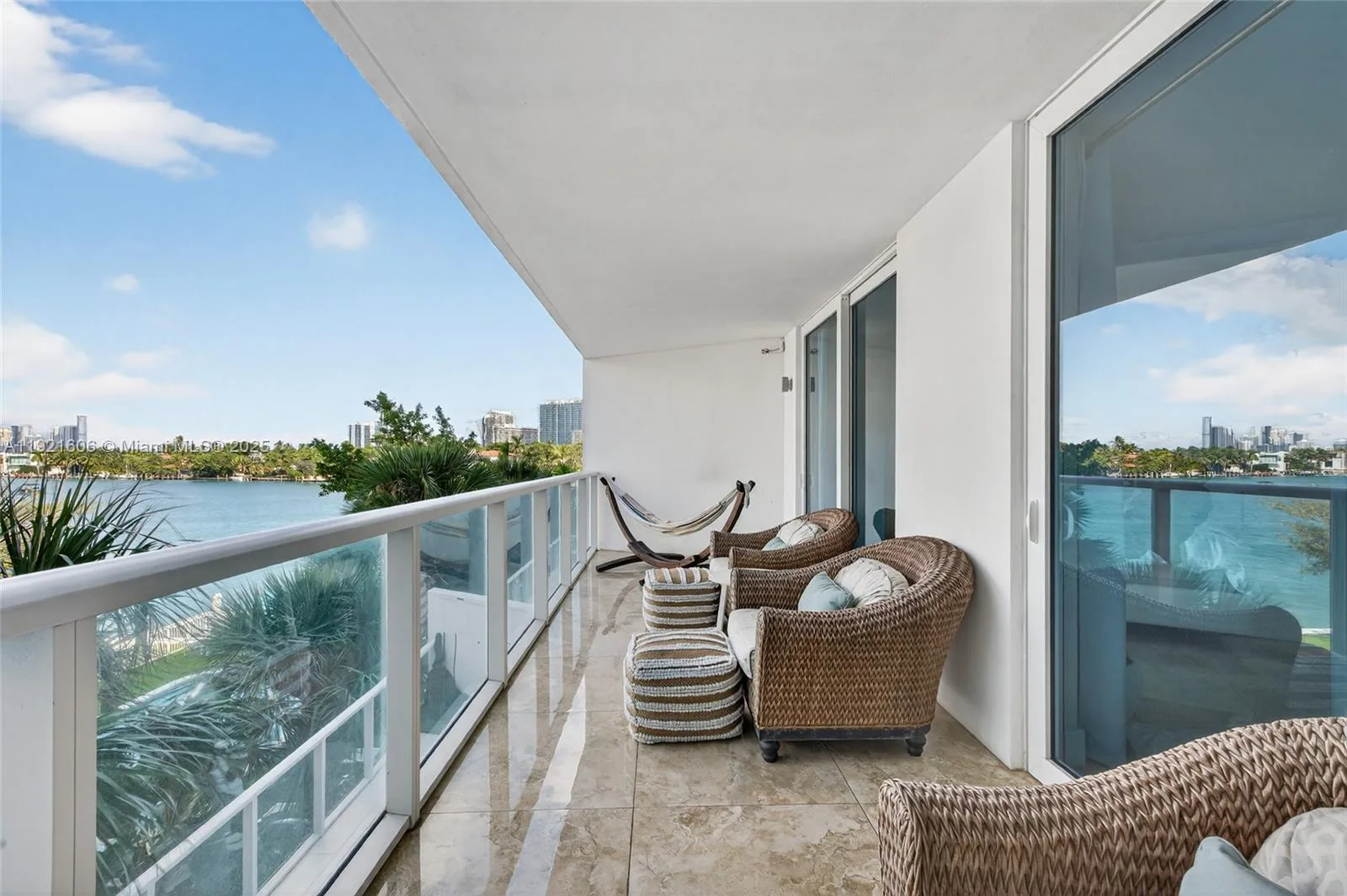 9821 E Bay Harbor Dr # 402, Bay Harbor Islands, FL 33154