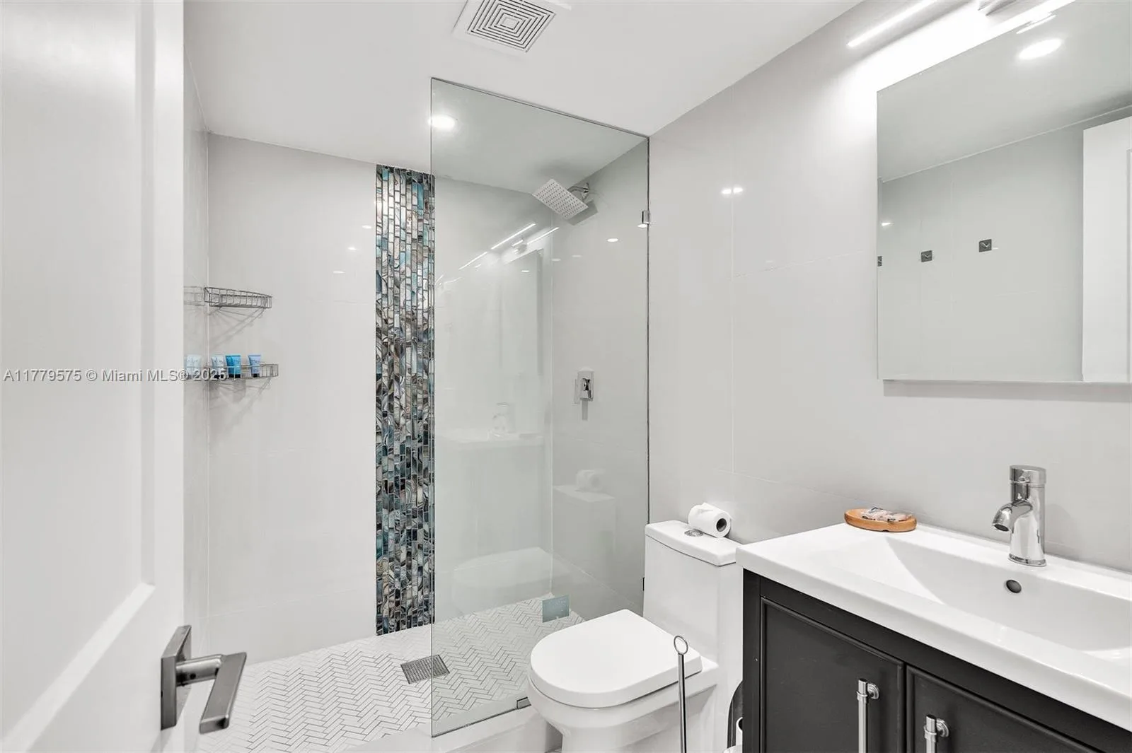 1630 SW 4th Ave # 1, Fort Lauderdale, FL 33315 photo 3