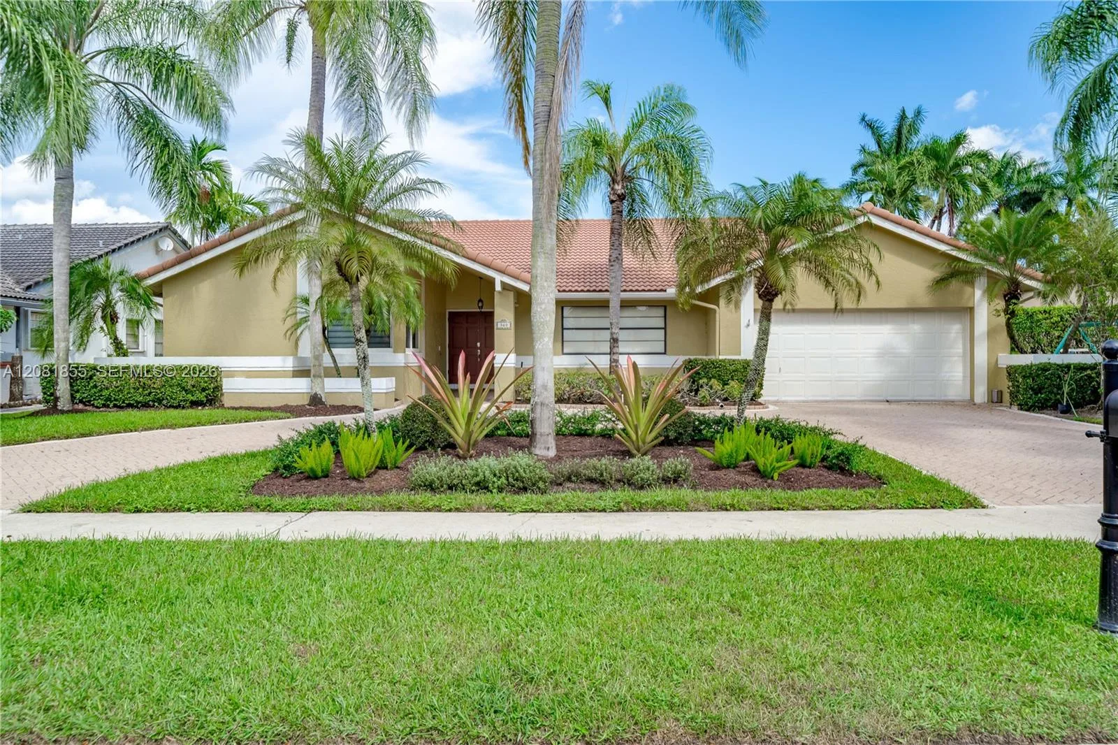 360 NW 107th Ave # 360, Plantation, FL 33324
