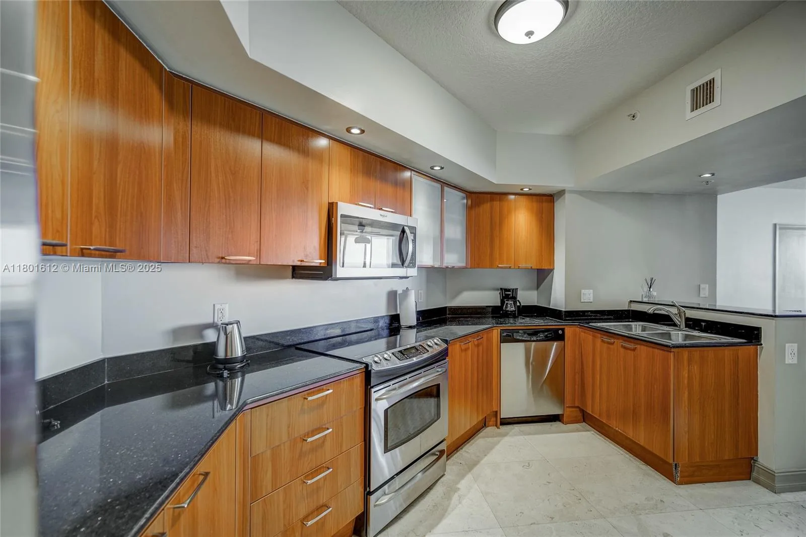 16699 Collins Ave # 2503, Sunny Isles Beach, FL 33160 photo 5