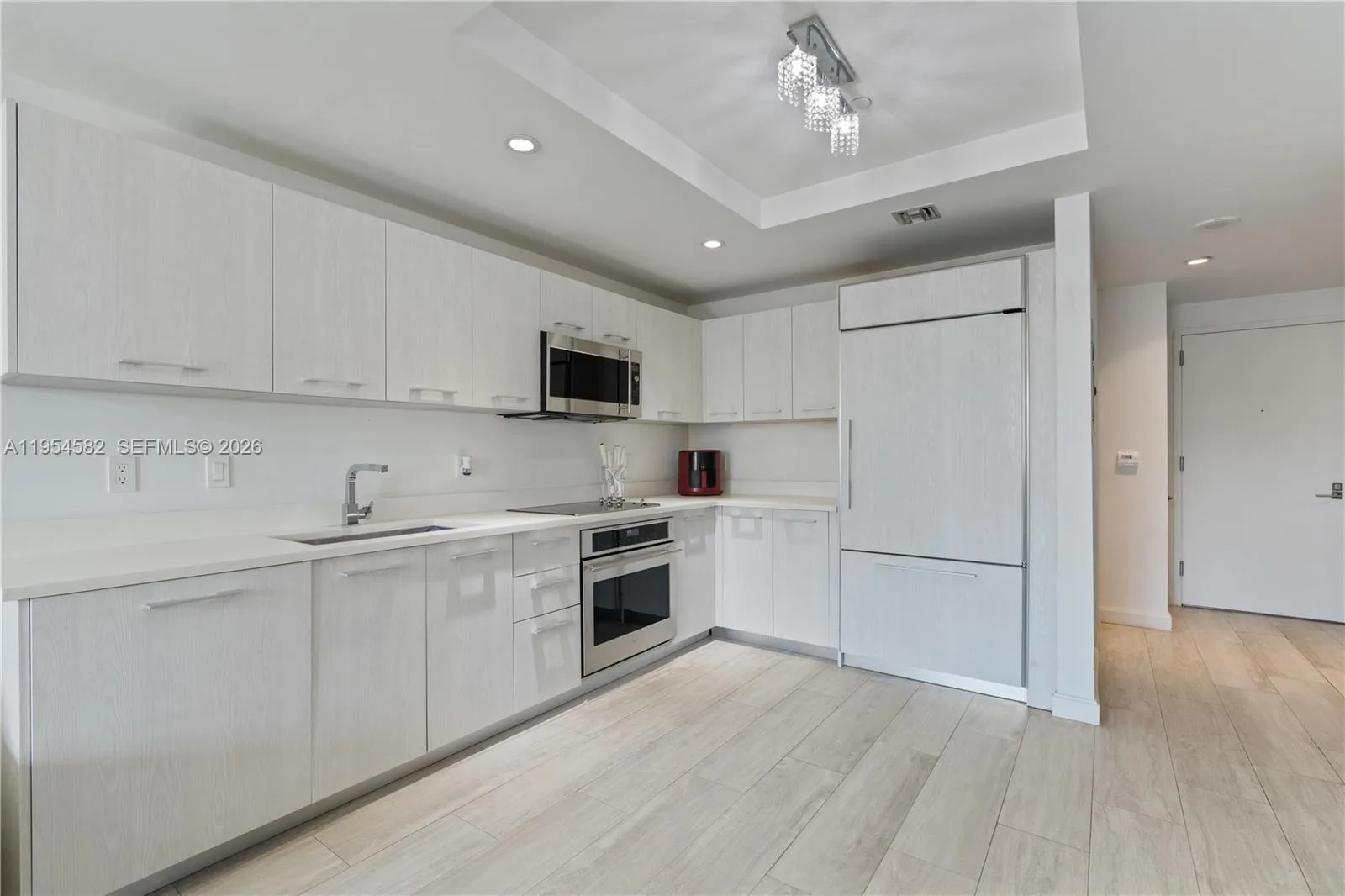 55 SW 9th St # 3005, Miami, FL 33130 photo 12
