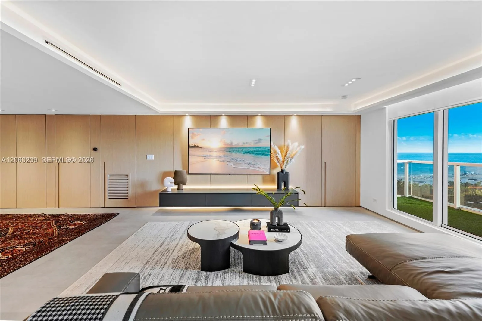 2301 Collins Ave # 1003/1004, Miami Beach, FL 33139