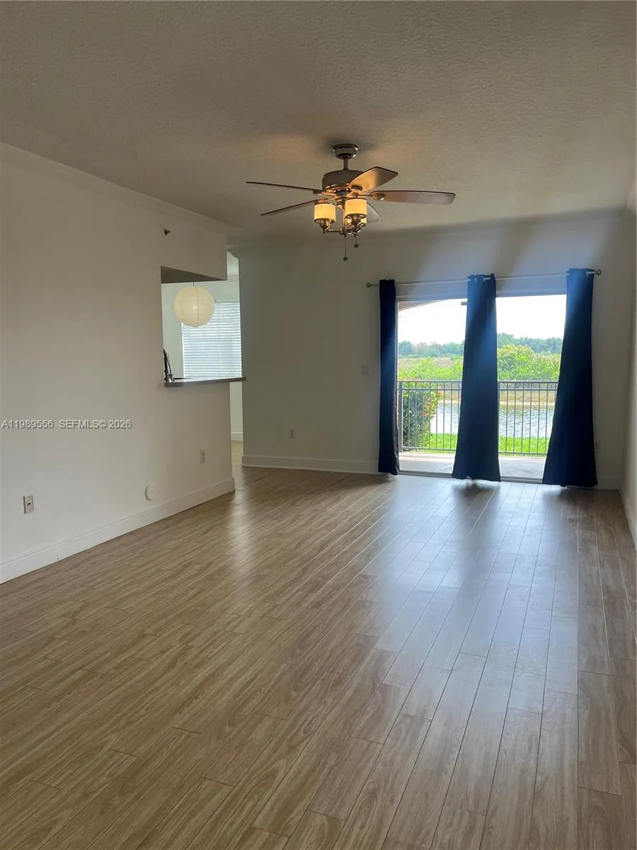 11650 SW 2nd St # 16102, Pembroke Pines, FL 33025 photo 8