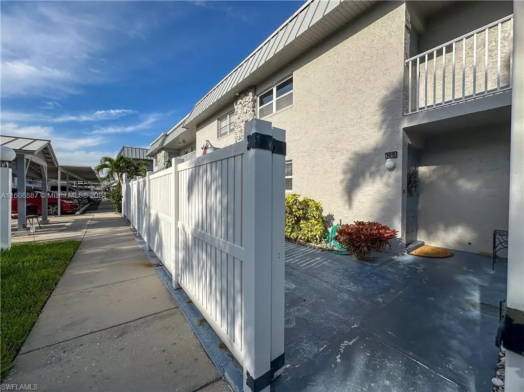 6777 Winkler # 168, Fort Myers, FL 33919 photo 2