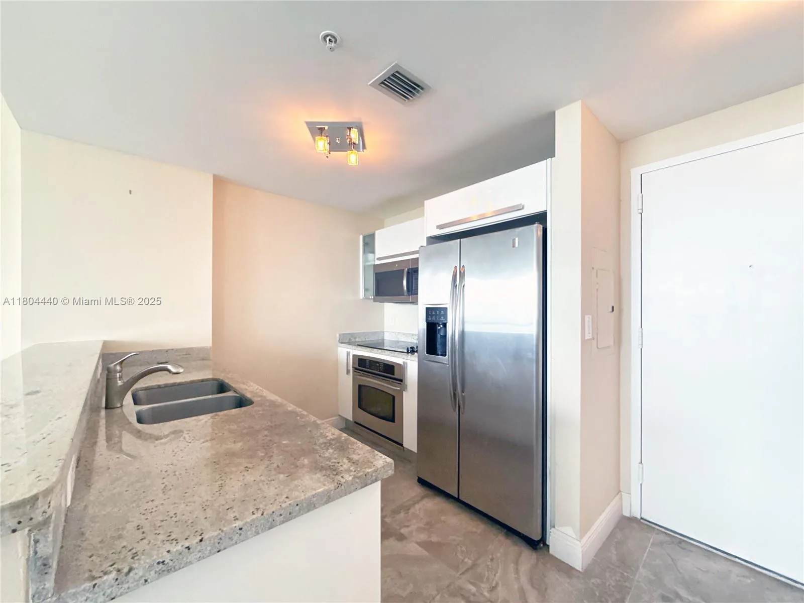 601 NE 36th St # 2608, Miami, FL 33137 photo 11