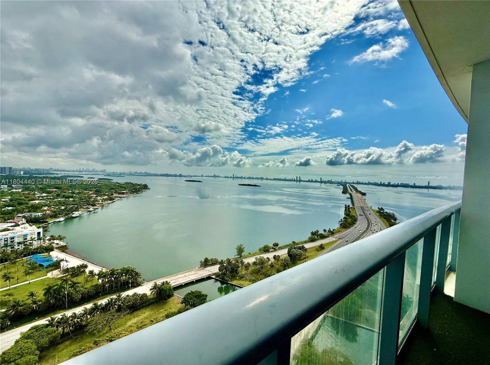 601 NE 36th St # 2608, Miami, FL 33137 photo 4