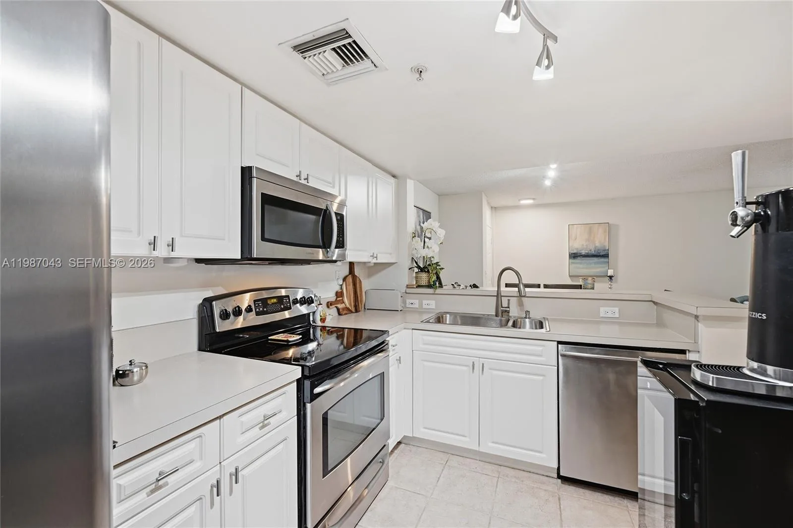 520 SE 5th Ave # 3403, Fort Lauderdale, FL 33301 photo 8