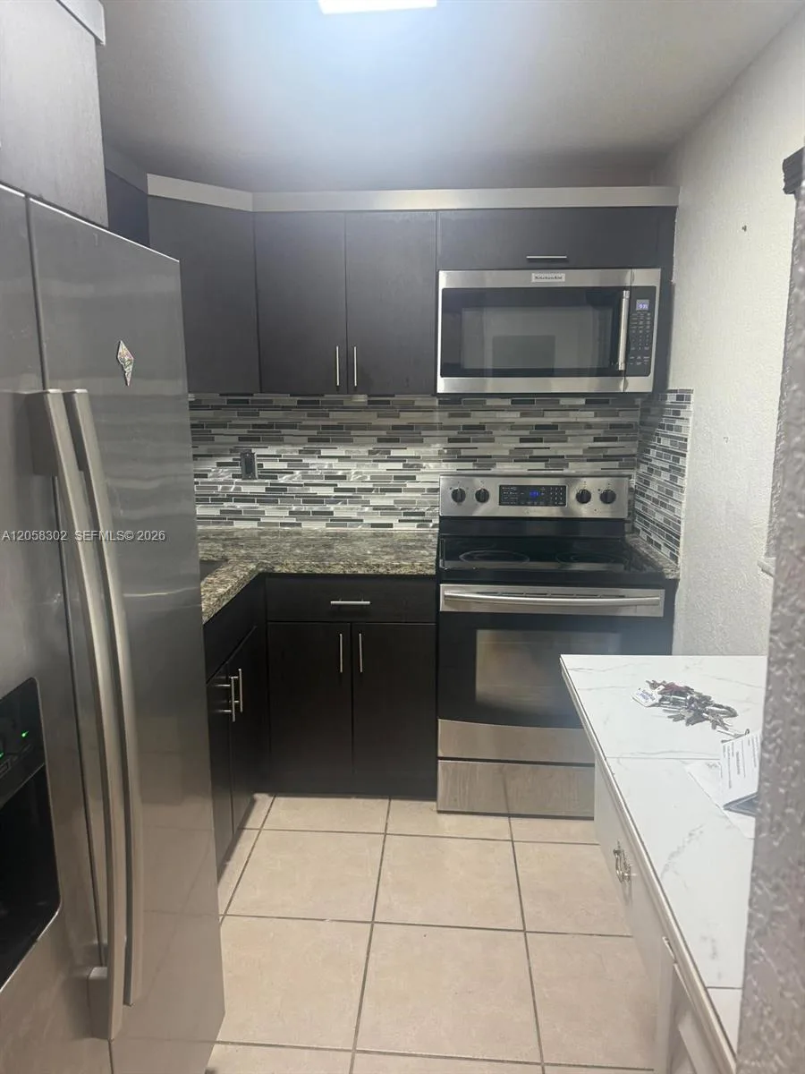 6095 W 18th Ave # S106, Hialeah, FL 33012