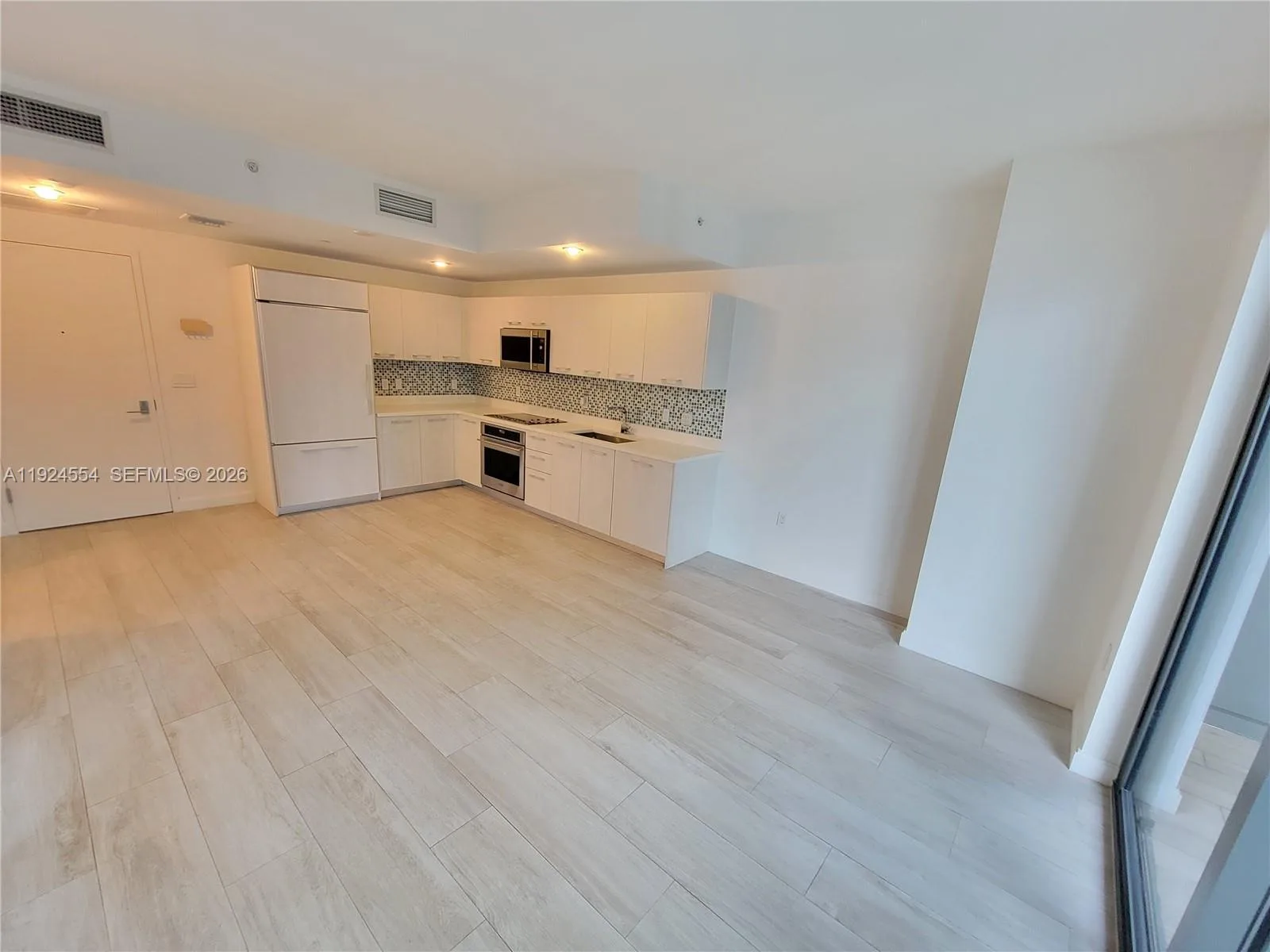 55 SW 9th st # 1807, Miami, FL 33130 photo 4