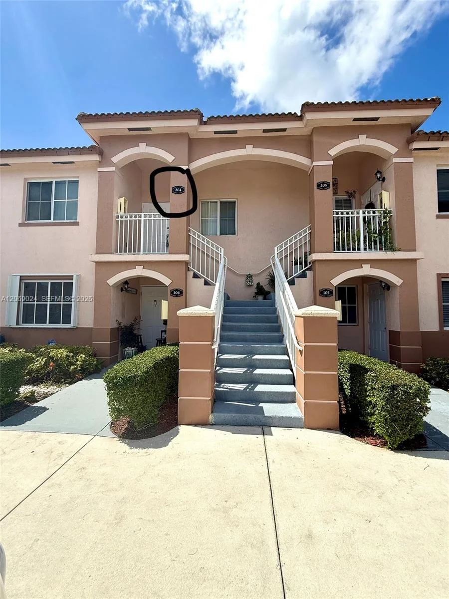 1260 SE 27th St # 204, Homestead, FL 33035