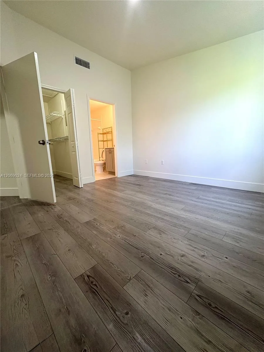 1260 SE 27th St # 204, Homestead, FL 33035 photo 7