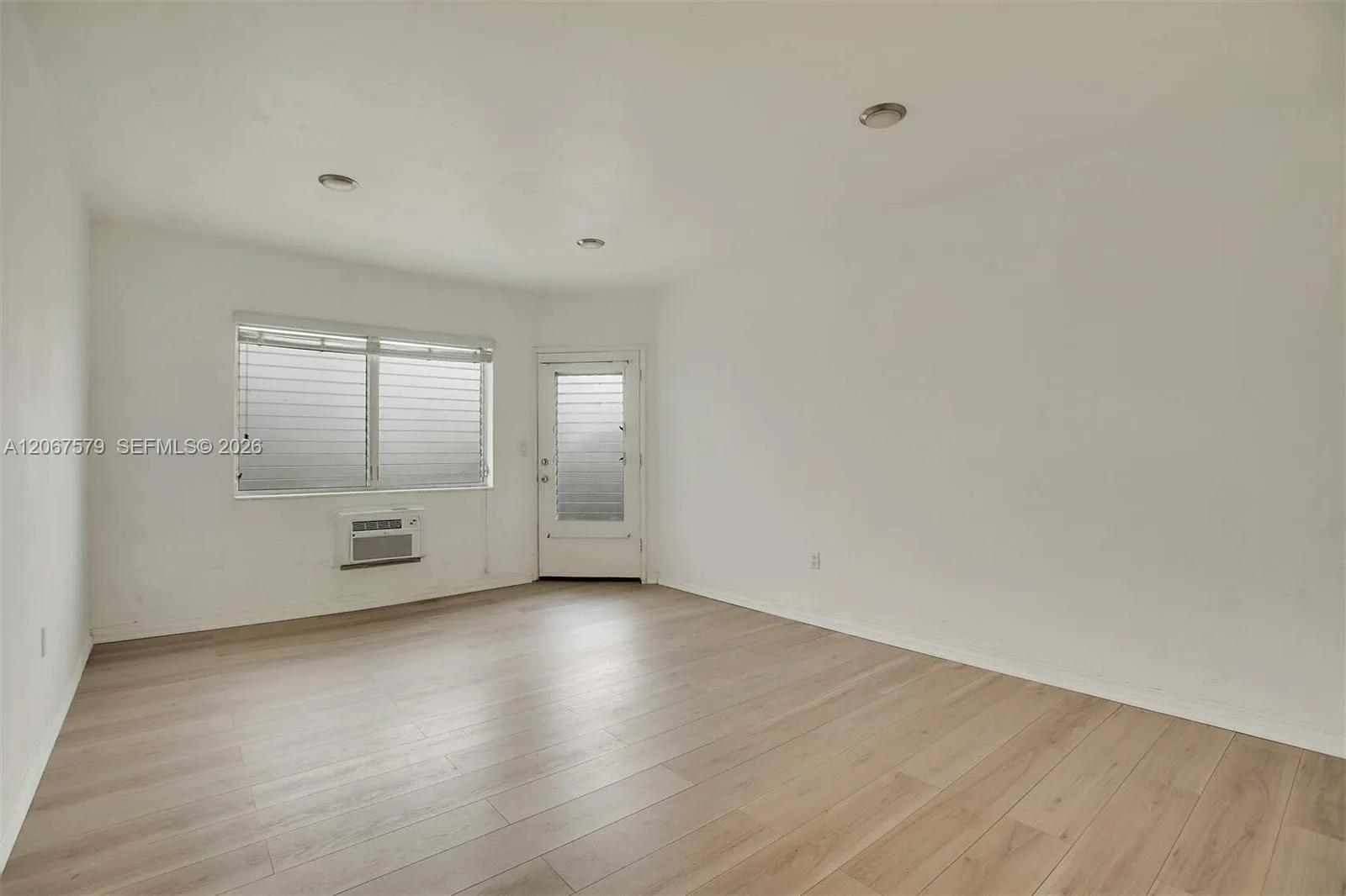 835 Meridian Ave # 3, Miami Beach, FL 33139 photo 3