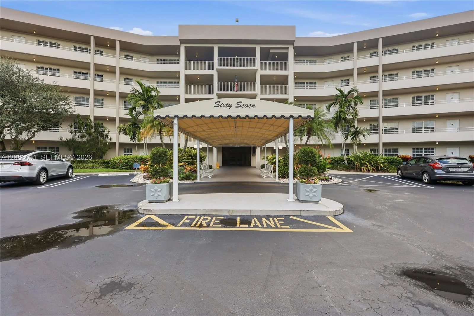 555 Oaks Ln # 309, Pompano Beach, FL 33069