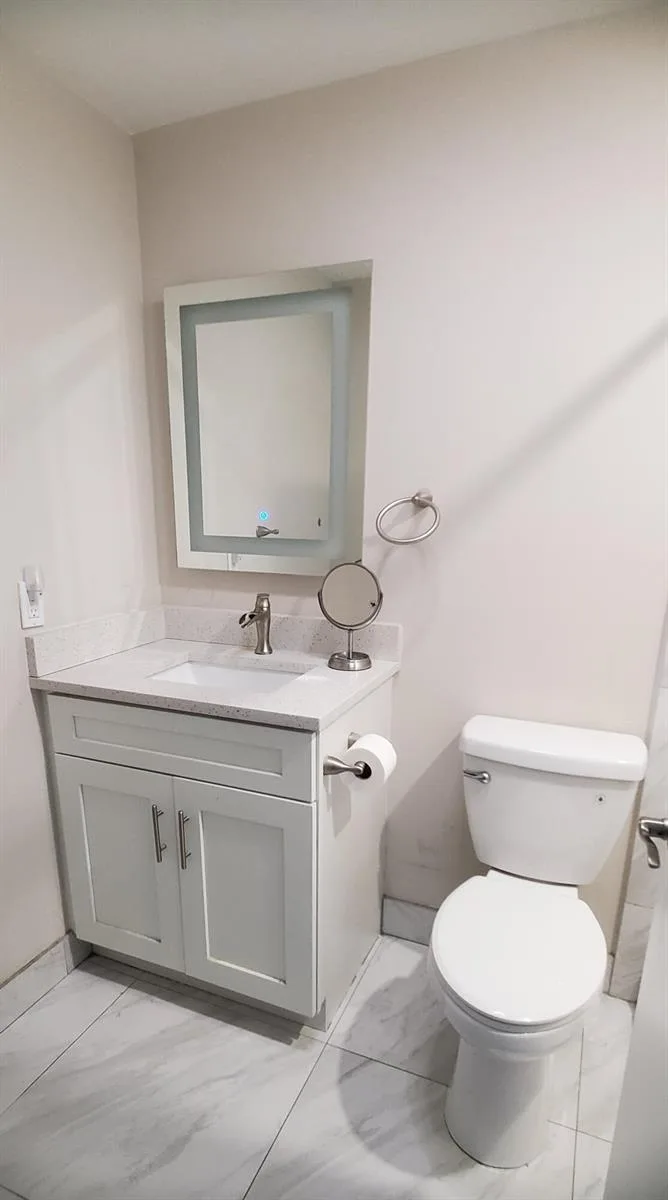 999 Normandy U, Delray Beach, FL 33484 photo 11