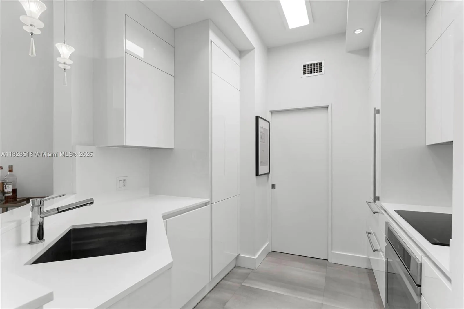 888 Brickell Key Dr # 2606, Miami, FL 33131 photo 8