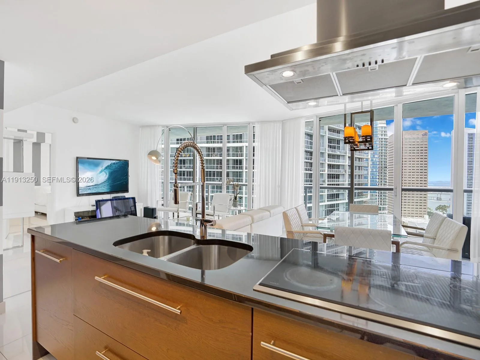 495 Brickell Ave # 2504, Miami, FL 33131 photo 8