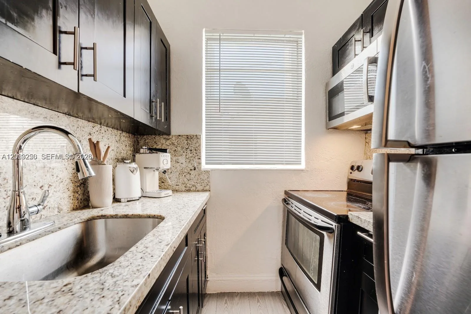 301 SW 10th Ave # 2, Miami, FL 33130 photo 4