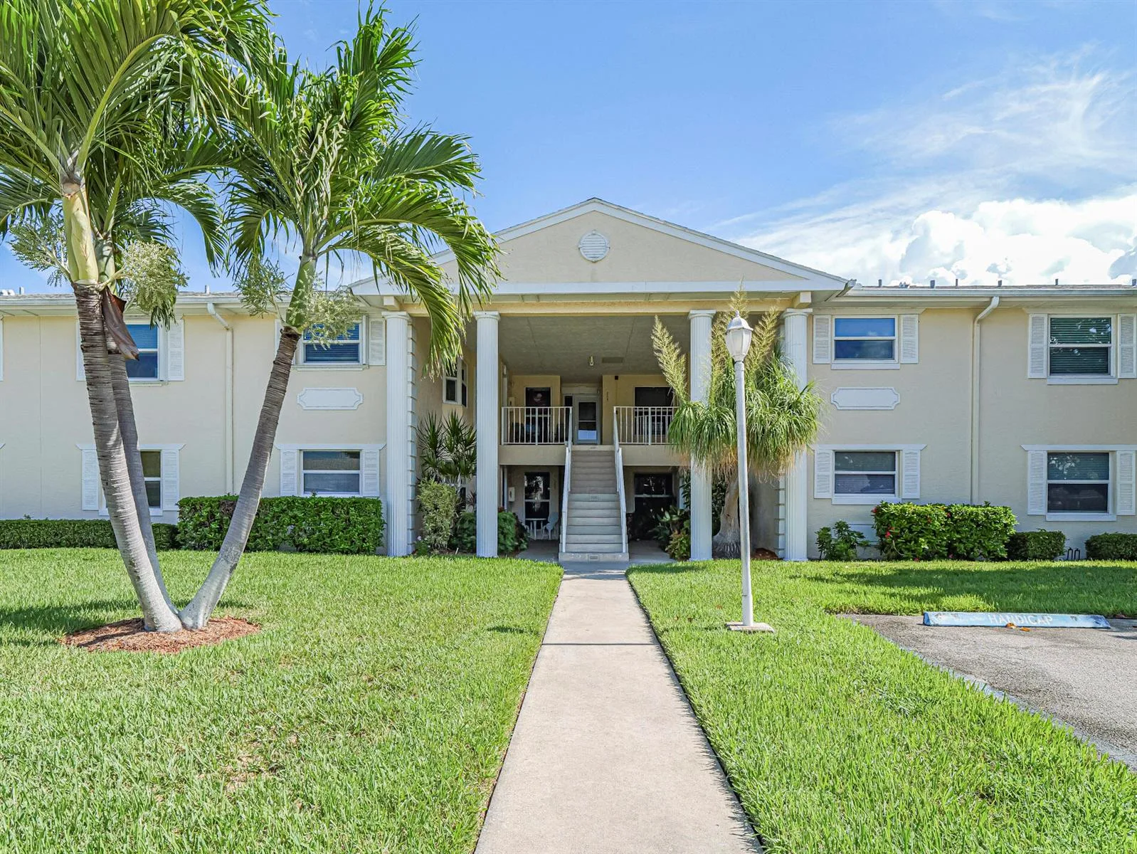 870 Lake Orchid Circle # 204, Vero Beach, FL 32962