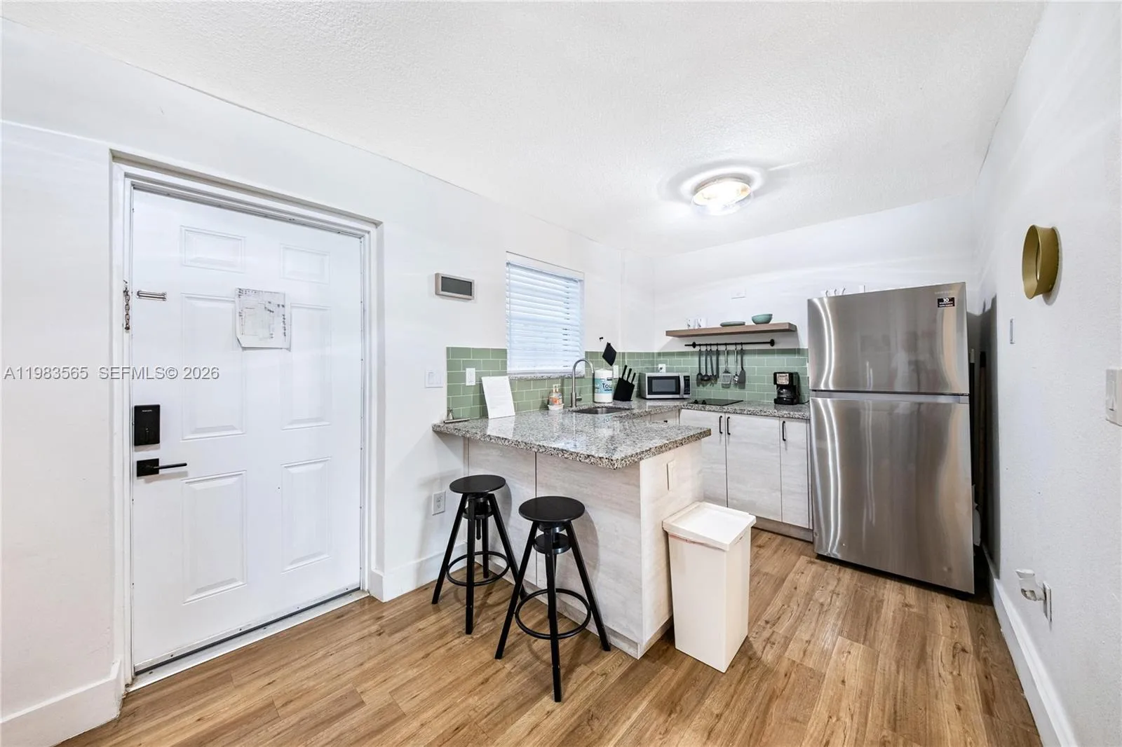 237 38th St # 4, Miami Beach, FL 33140 photo 6