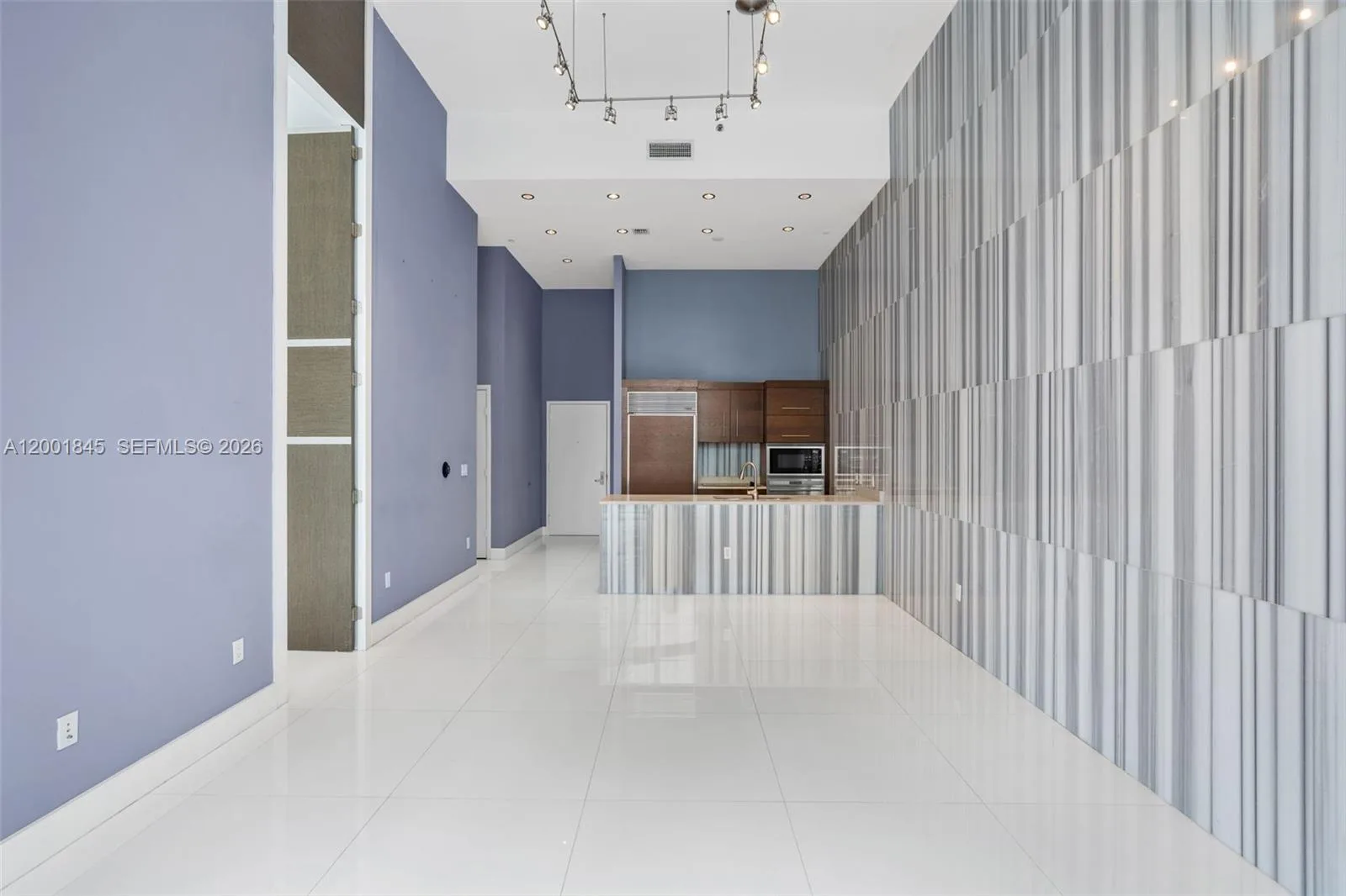 475 Brickell Ave # 2812, Miami, FL 33131 photo 11