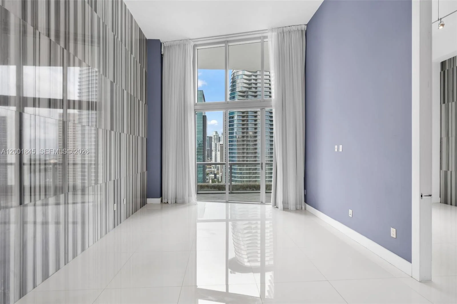 475 Brickell Ave # 2812, Miami, FL 33131 photo 8