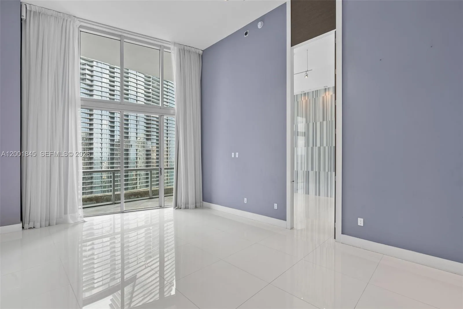 475 Brickell Ave # 2812, Miami, FL 33131 photo 9