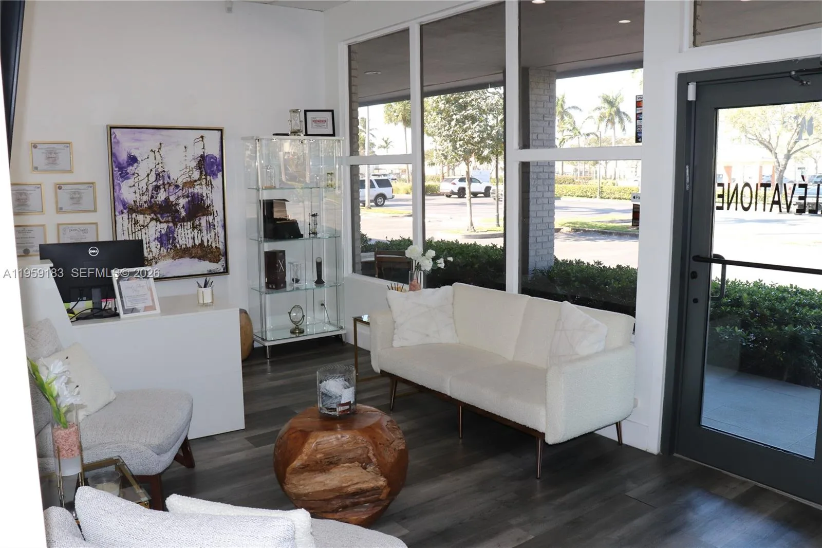 3724-3728 Davie Rd, Davie, FL 33314