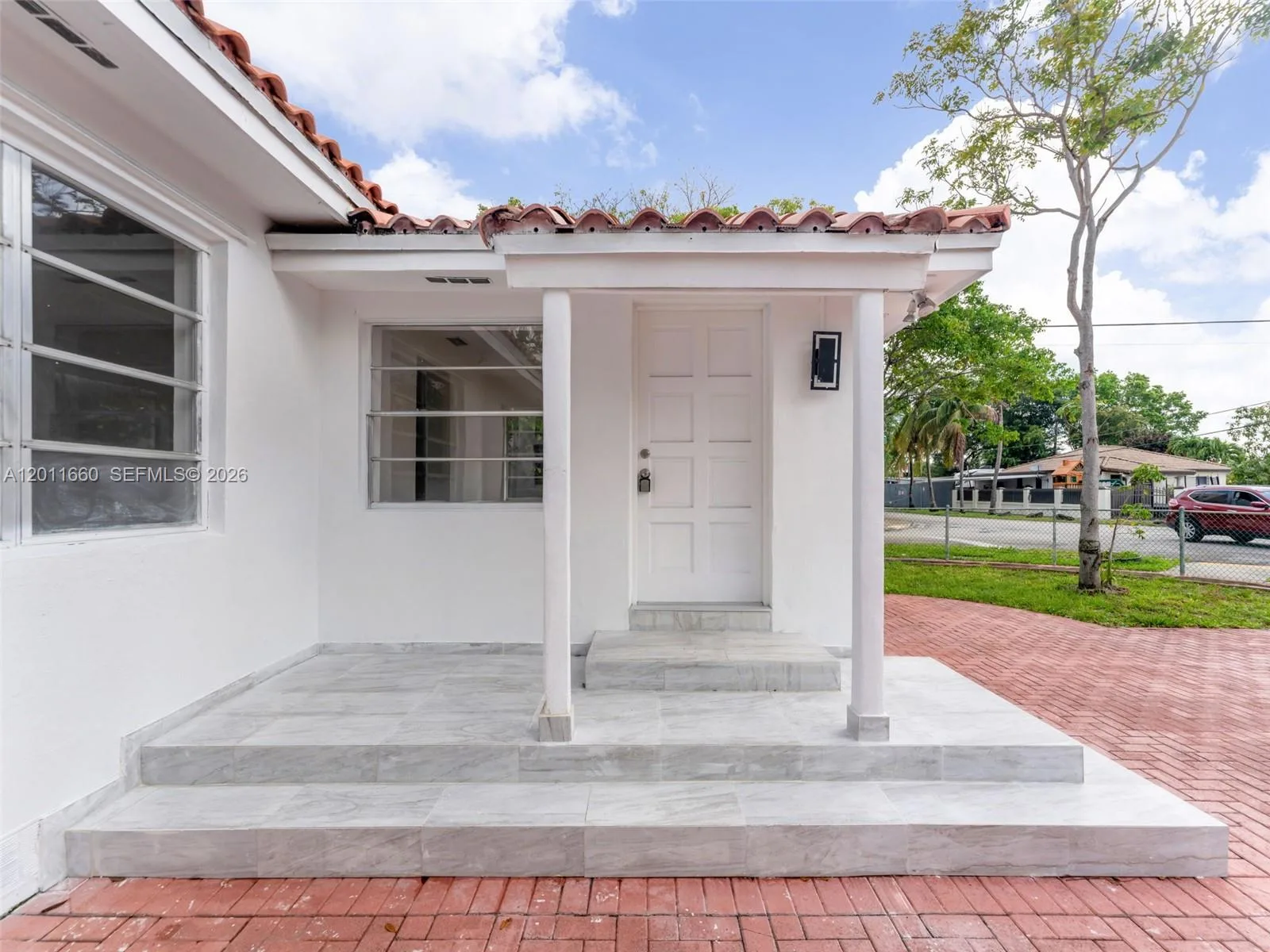 520 NW 32nd Pl # 520, Miami, FL 33125 photo 4
