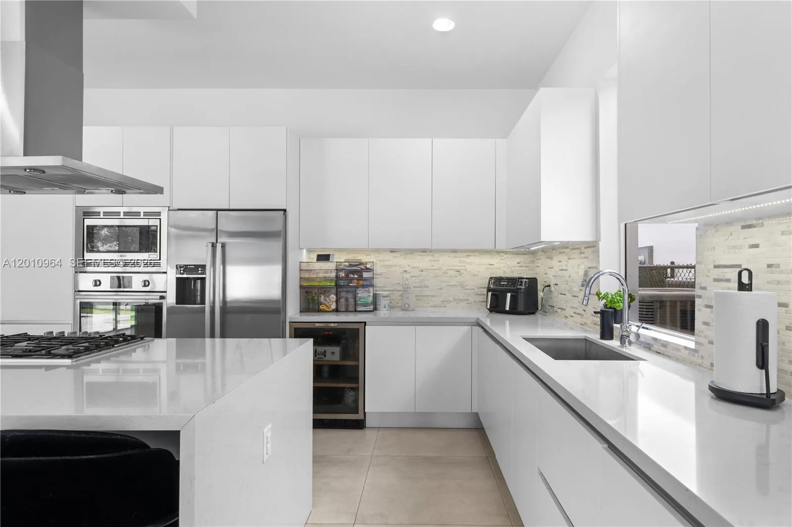 9915 NW 75th St # 9915, Doral, FL 33178 photo 7