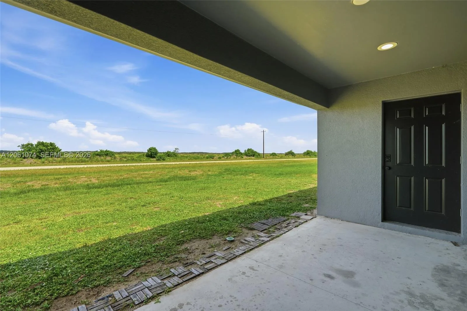 146 Plantation Dr, La Belle, FL 33935 photo 6