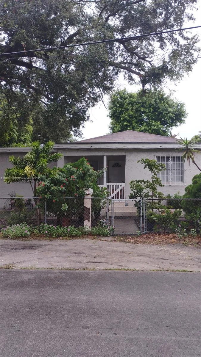 7312 NW 17th Ct, Miami, FL 33147 photo 3
