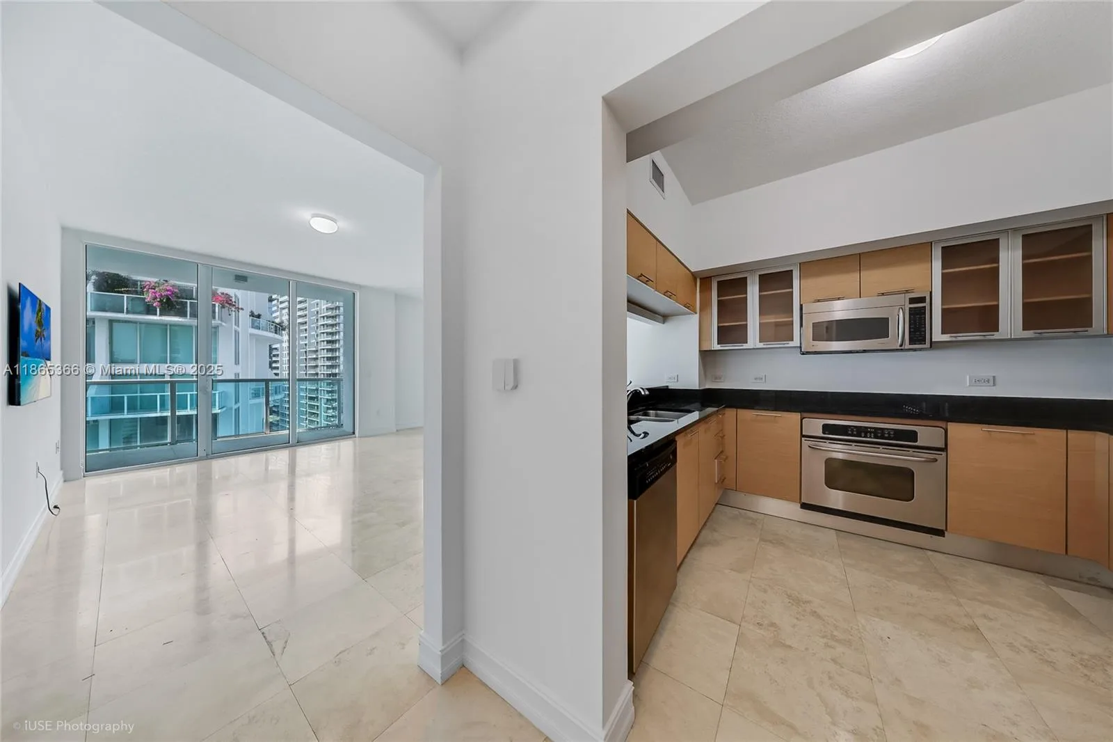 31 SE 5th St # 3421, Miami, FL 33131 photo 7