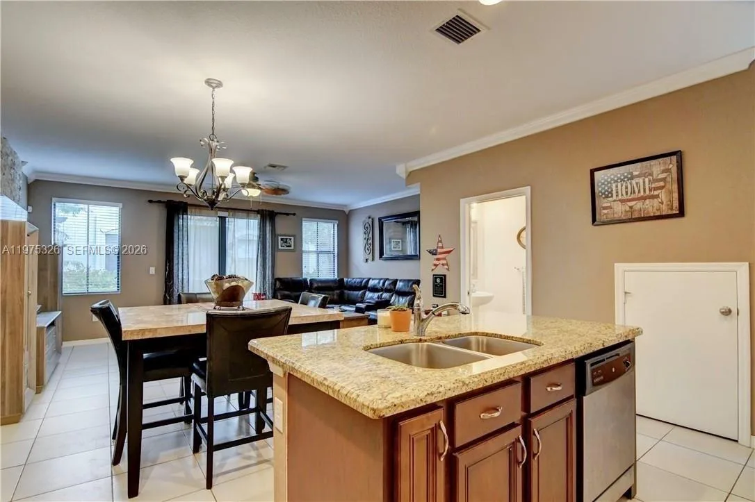 1071 NW 33rd Ct, Pompano Beach, FL 33064 photo 5
