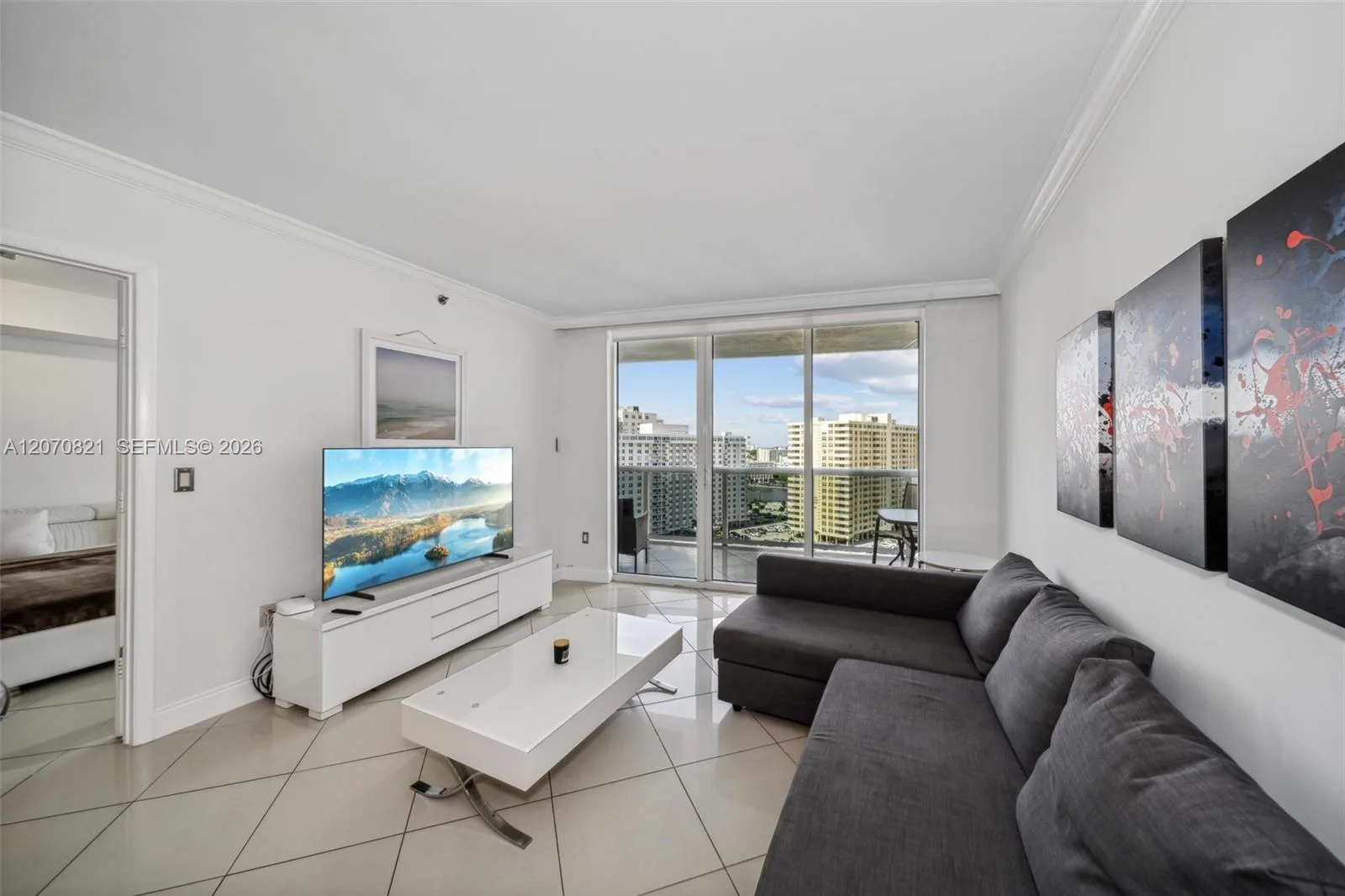 1800 S Ocean Dr # 1406, Hallandale Beach, FL 33009